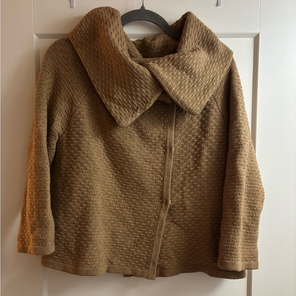 Banana Republic tan merino wool/cashmere blend cardigan